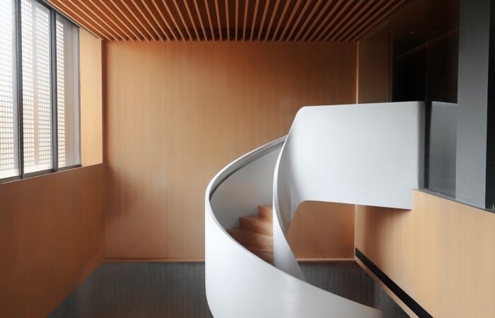 Réimaginer_l_escalier_:_les_meilleures_idées_de_rénovation_pour_une_maison_moderne